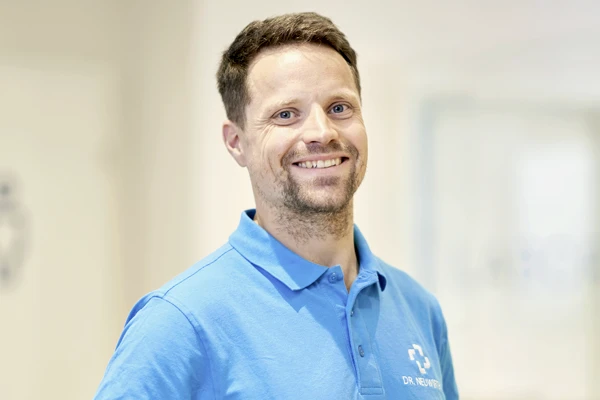 dr_med_philipp_neuwirth